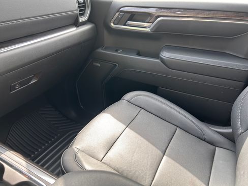 Used 2023 Chevrolet Silverado 1500 LTZ w/ LTZ Convenience Package II AWD/4WD image 23