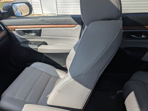 Used 2022 Honda CR-V EX-L image 8