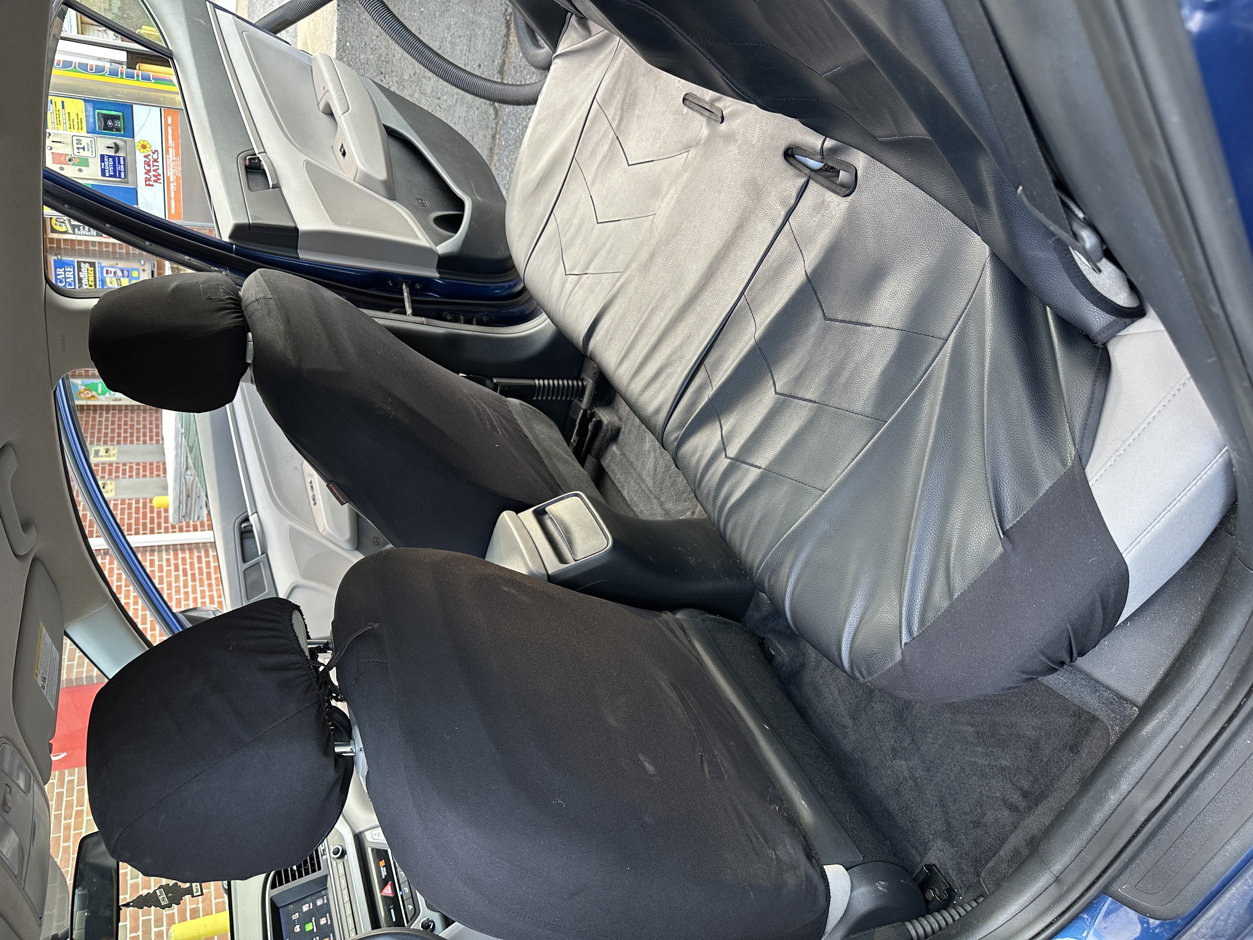 Used 2017 Hyundai Elantra SE FWD image 15