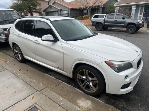 Used 2015 BMW X1 xDrive28i image 2