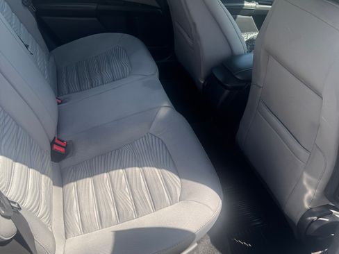 Used 2016 Ford Fusion S FWD image 8