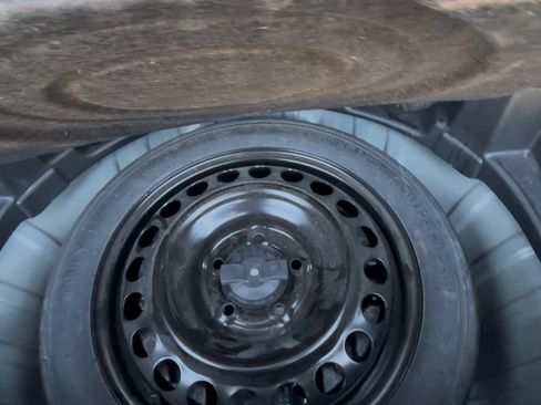 Used 2020 Chevrolet Equinox LS w/ LS Convenience Package image 15