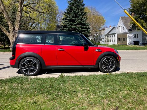 Used 2012 MINI Cooper Clubman S FWD image 2