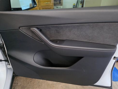 Used 2022 Tesla Model Y Performance image 25