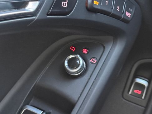 Used 2013 Audi RS 5 Coupe w/ Audi MMI Navigation Plus Pkg image 12