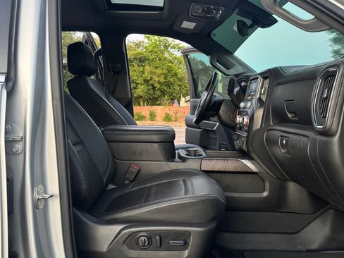 Used 2023 GMC Sierra 2500 Denali w/ Denali Ultimate Package AWD/4WD image 14