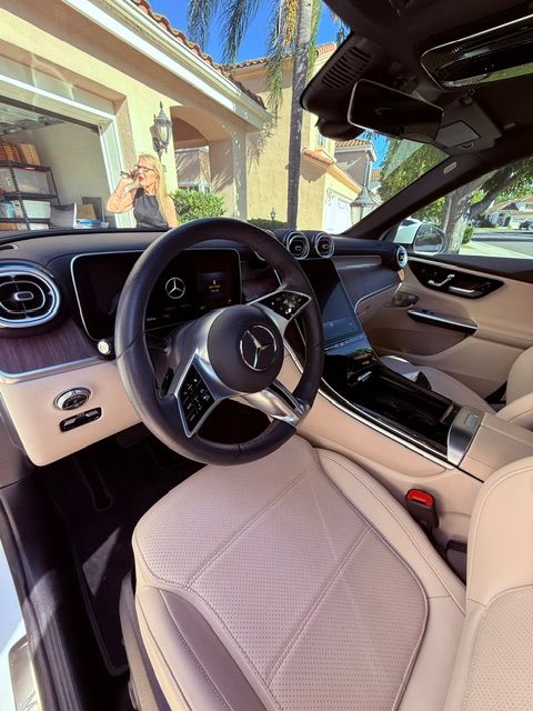 Used 2023 Mercedes-Benz GLC 300 image 14