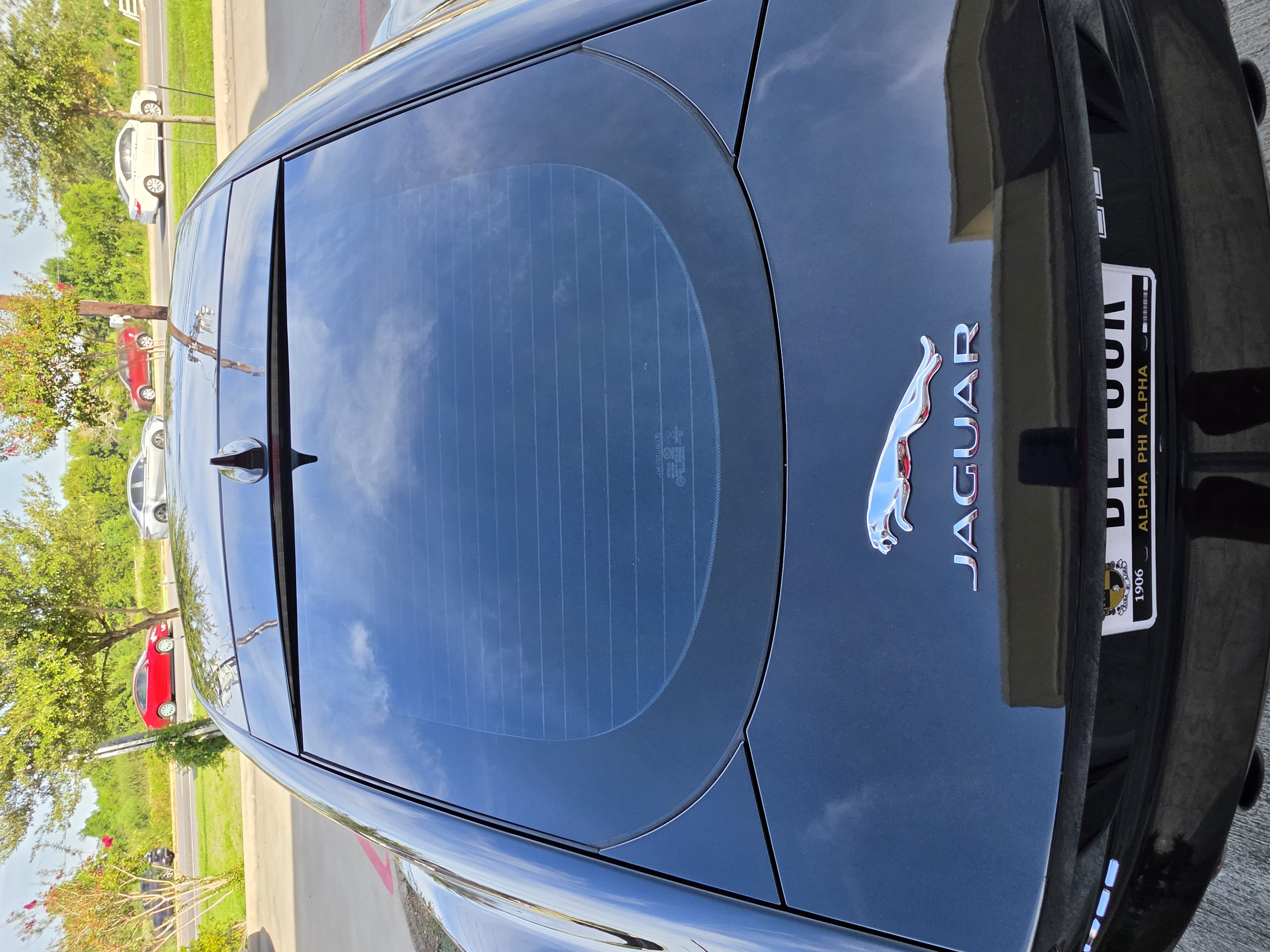 Used 2015 Jaguar F-TYPE R RWD image 20