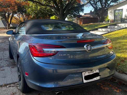 Used 2017 Buick Cascada Premium image 4