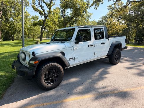 Used 2020 Jeep Gladiator Sport w/ Quick Order Package 24S AWD/4WD image 1