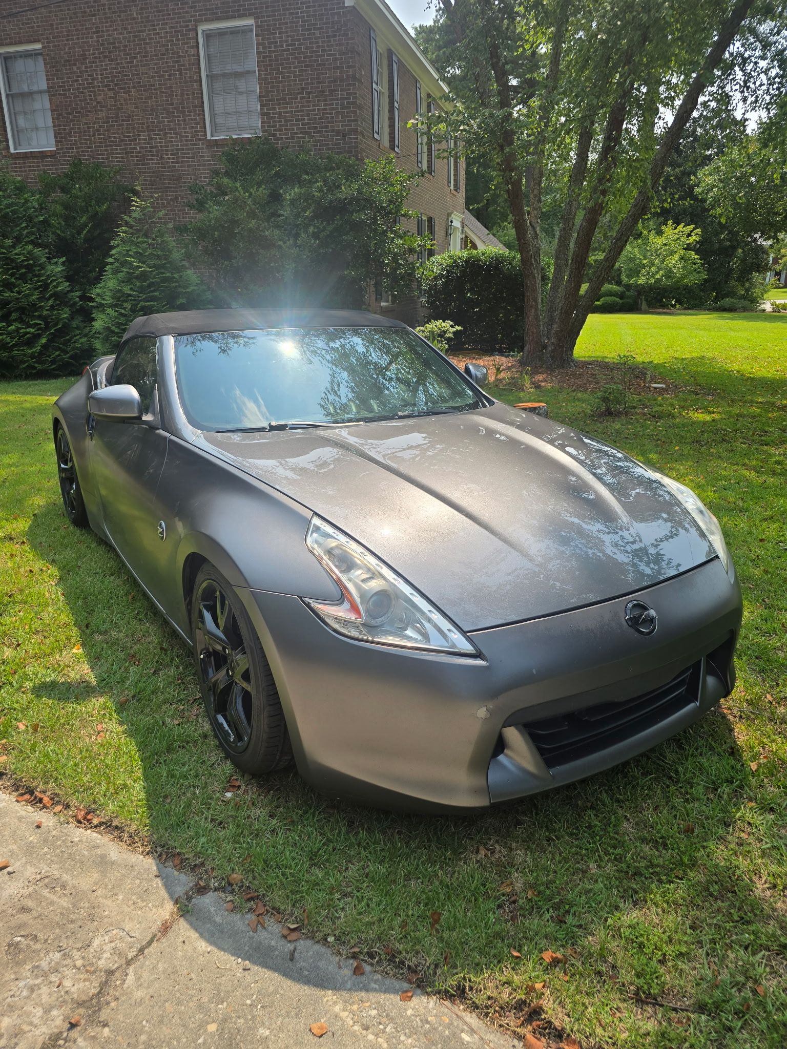 Used 2012 Nissan 370Z Touring w/ Sport Pkg RWD image 1