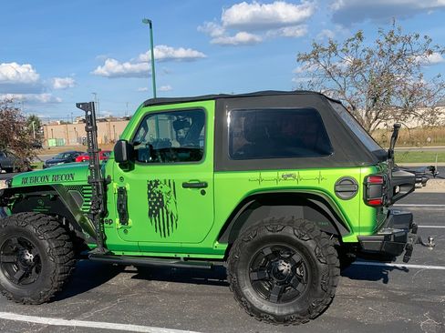 Used 2018 Jeep Wrangler Rubicon w/ Steel Bumper Group image 31