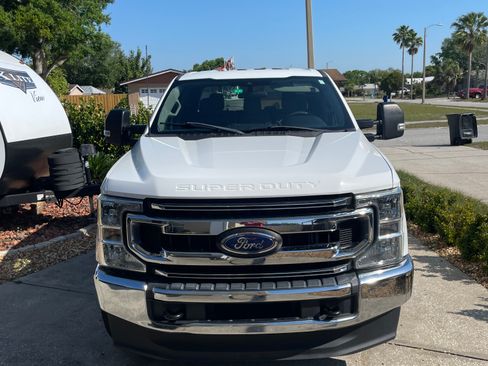 Used 2022 Ford F250 XLT image 4