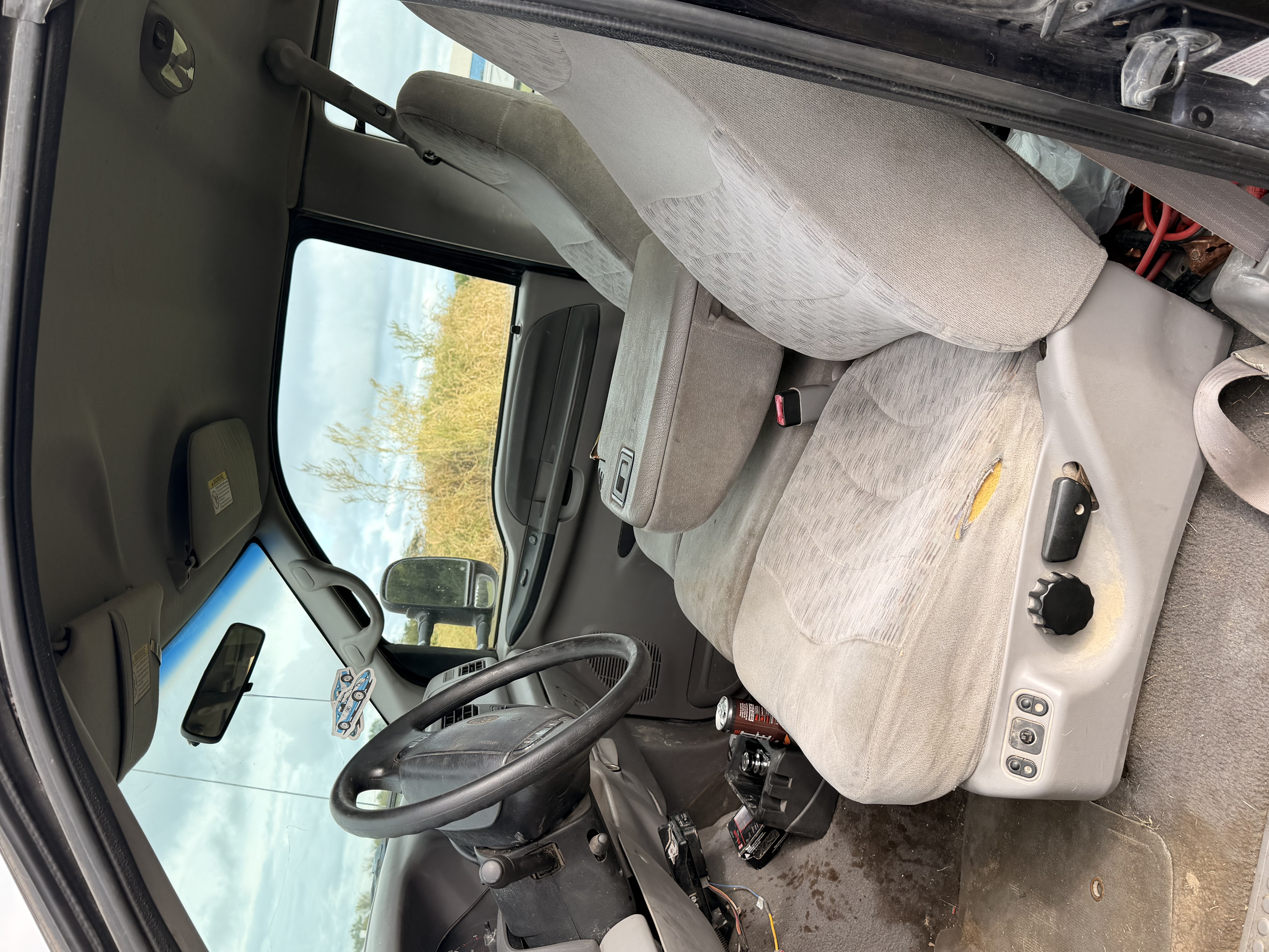 Used 2000 Ford F250 2WD SuperCab Super Duty image 6