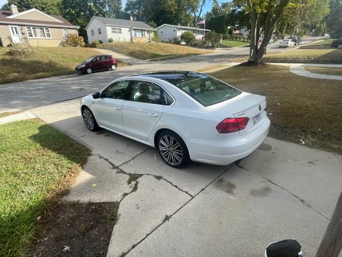 Used 2015 Volkswagen Passat 1.8T Sport image 8