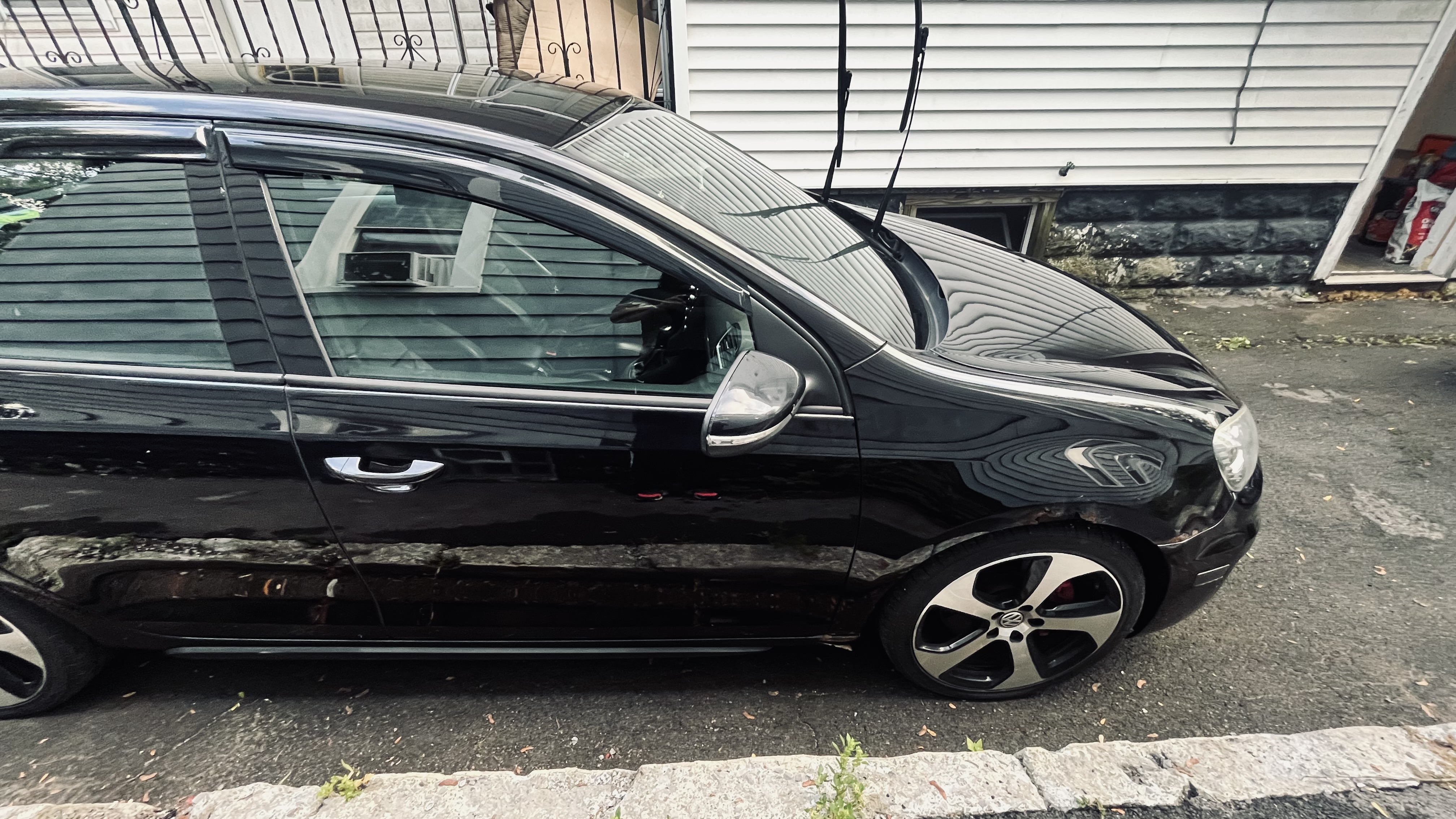 Used 2012 Volkswagen GTI Autobahn FWD image 18