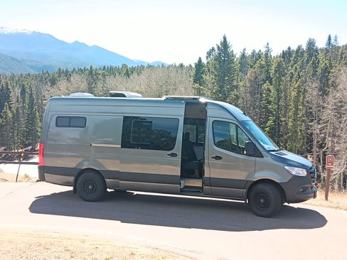 Used 2019 Mercedes-Benz Sprinter 170 image 4