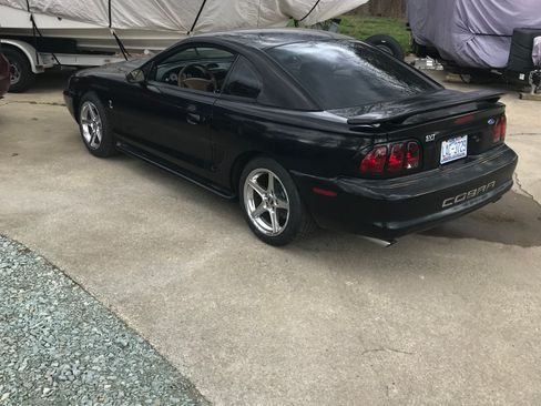 Used 1997 Ford Mustang Cobra RWD image 11