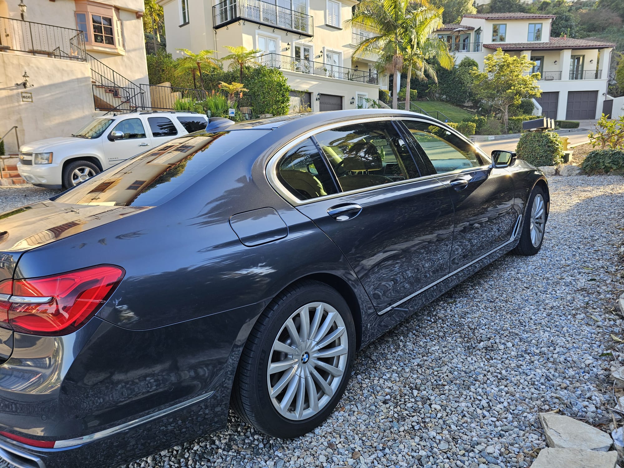 Used 2016 BMW 740i RWD image 5