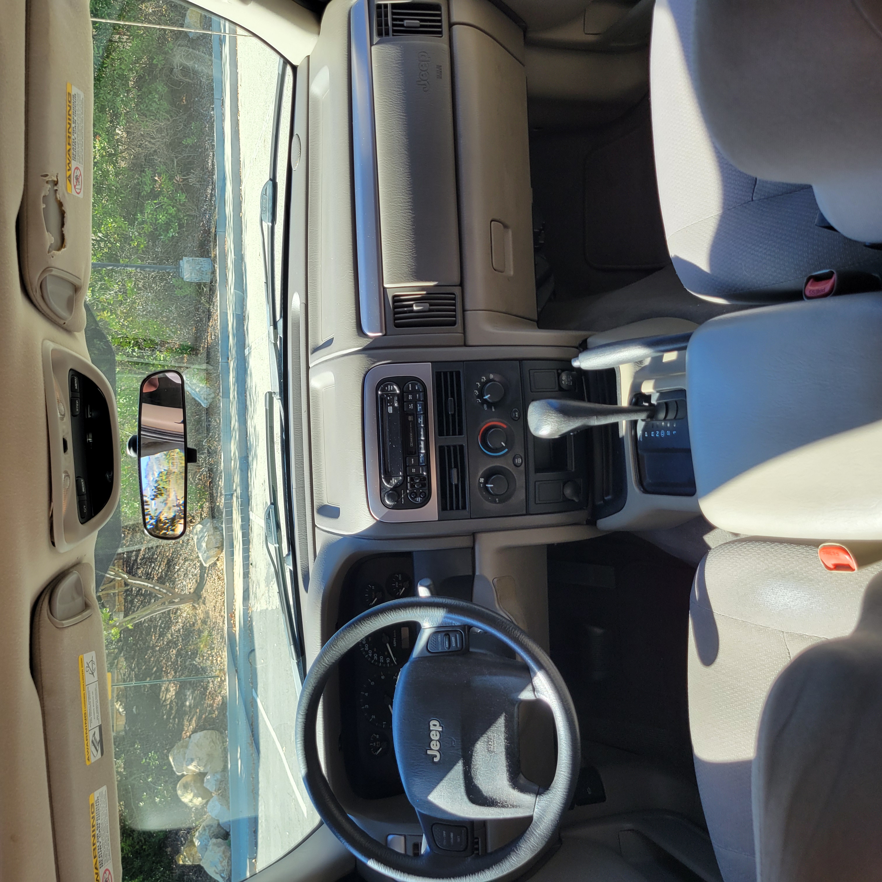 Used 2004 Jeep Grand Cherokee Laredo w/ Convenience Group RWD image 11