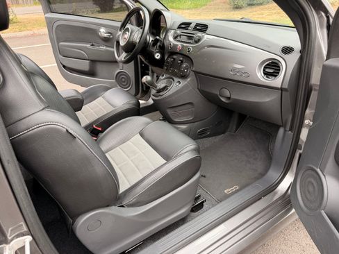 Used 2013 FIAT 500 Turbo w/ Beats Audio Pkg FWD image 22