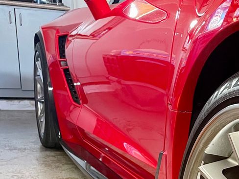 Used 2019 Chevrolet Corvette Grand Sport image 8