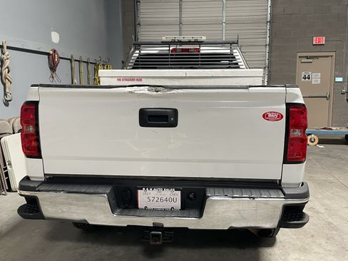 Used 2017 Chevrolet Silverado 2500 W/T w/ WT Convenience Package image 4