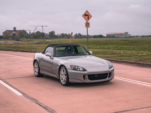 Used 2005 Honda S2000 image 16