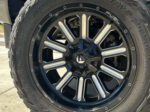 Used 2019 Ford F250 Platinum w/ Platinum Ultimate Package image 9