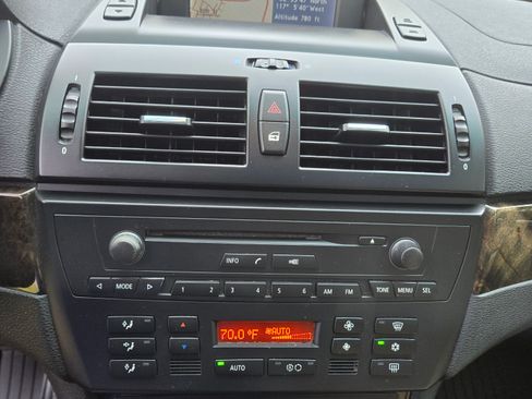 Used 2008 BMW X3 3.0si image 9