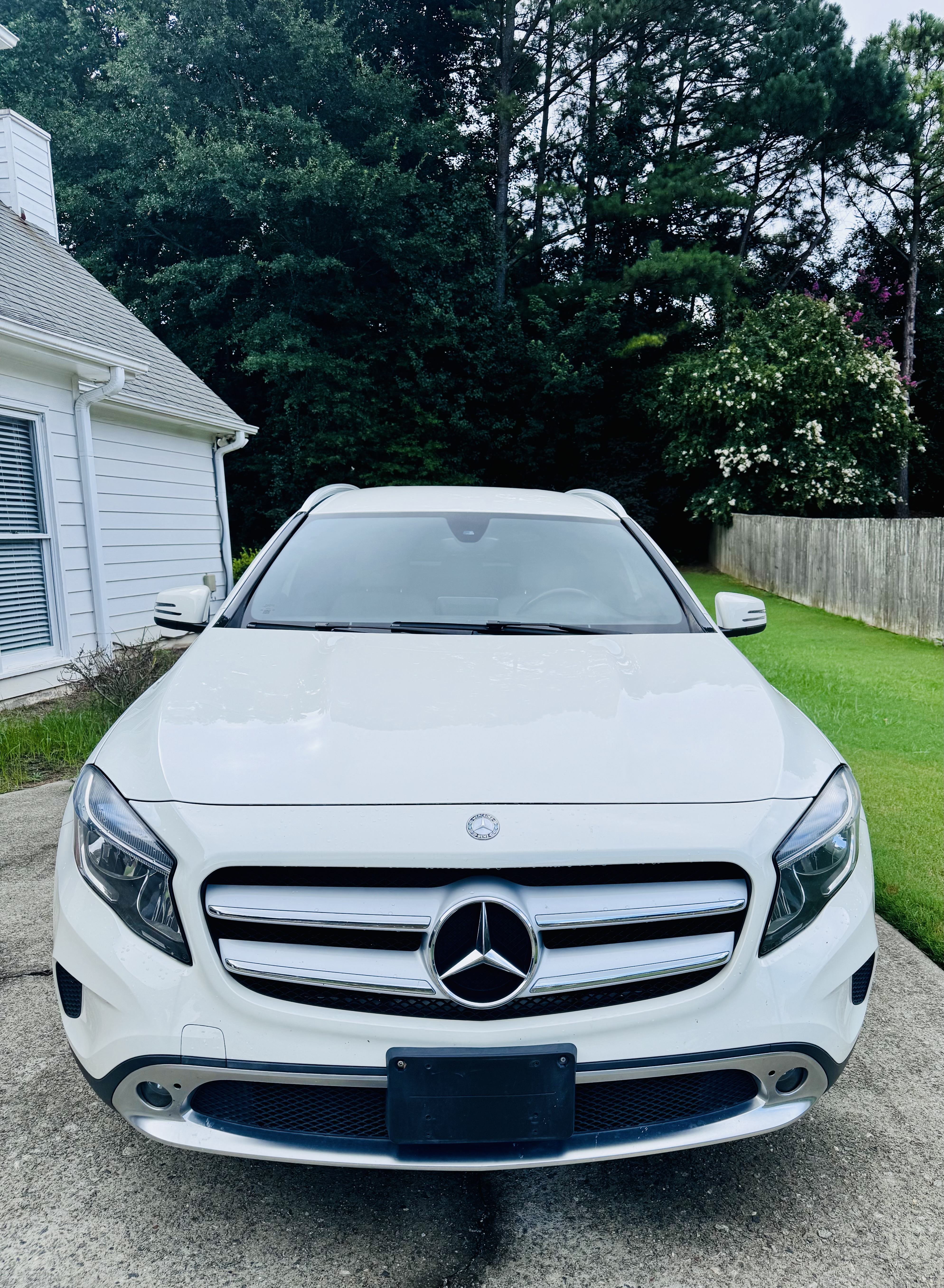 Used 2017 Mercedes-Benz GLA 250 4MATIC image 1