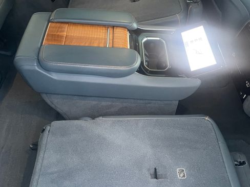 Used 2022 Jeep Grand Wagoneer Series II w/ Convenience Group III image 25