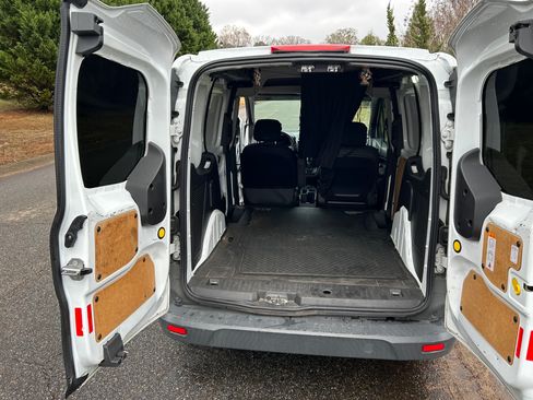 Used 2015 Ford Transit Connect XL image 9