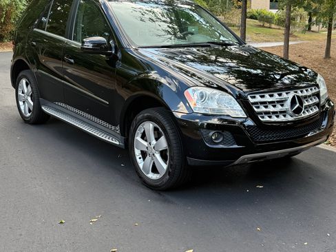 Used 2011 Mercedes-Benz ML 350 4MATIC image 9