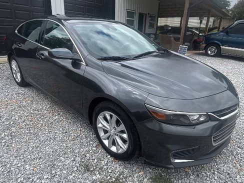 Used 2016 Chevrolet Malibu LT w/ Leather Package FWD image 5