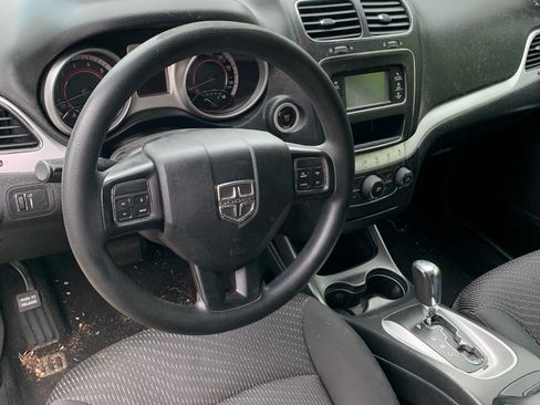 Used 2016 Dodge Journey SXT w/ Comfort/Convenience Group image 14