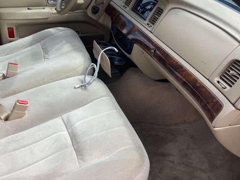 Used 2008 Mercury Grand Marquis GS image 15