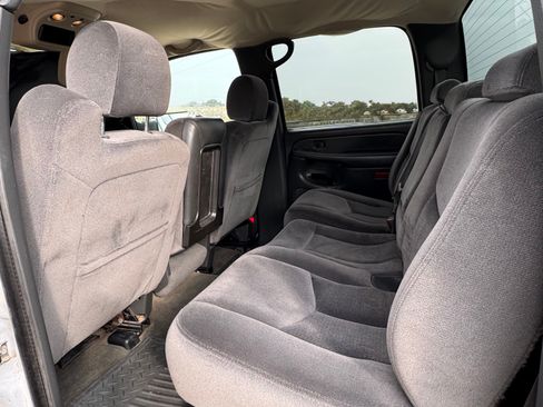 Used 2005 GMC Sierra 2500 SLE w/ Heavy-Duty Power Package image 21