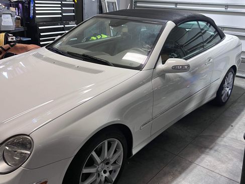Used 2007 Mercedes-Benz CLK 350 Cabriolet image 8