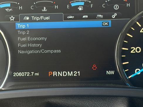 Used 2015 Ford F150 Platinum AWD/4WD image 8