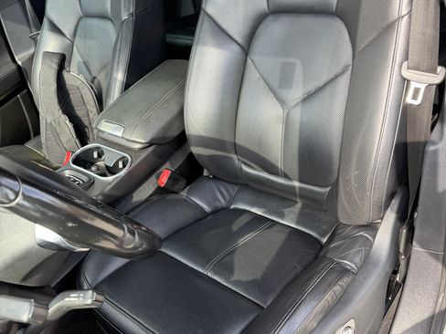 Used 2012 Porsche Cayenne S image 12