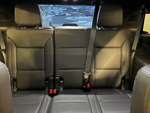 Used 2021 Chevrolet Tahoe High Country image 15