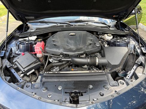 Used 2016 Chevrolet Camaro LT RWD image 16