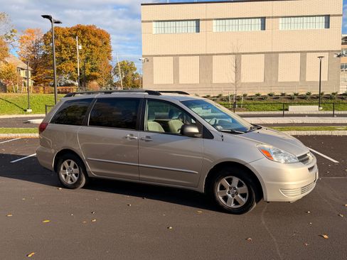 Used 2005 Toyota Sienna LE image 4