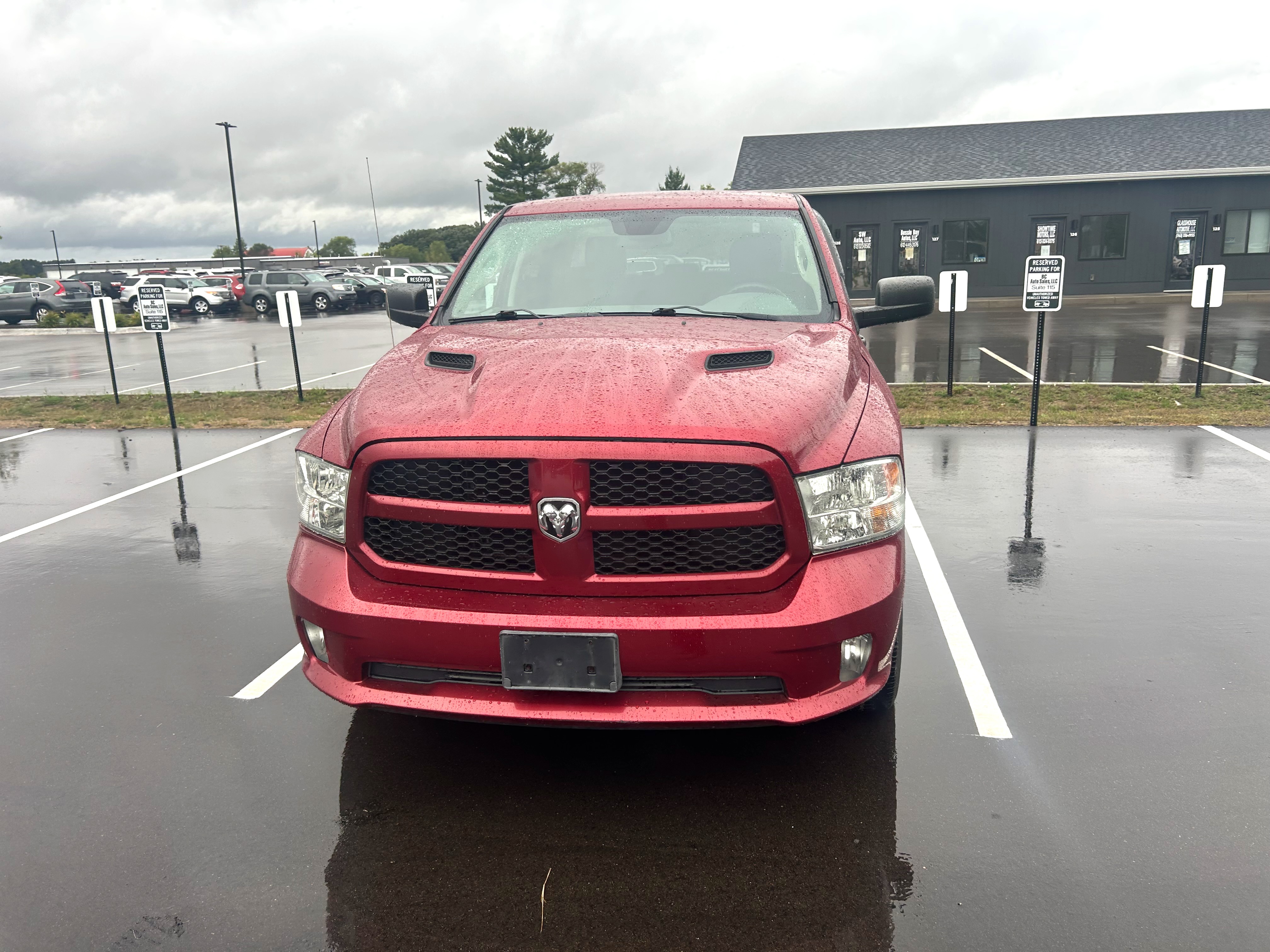 Used 2014 RAM 1500 Express w/ Ram Charger Package AWD/4WD image 1
