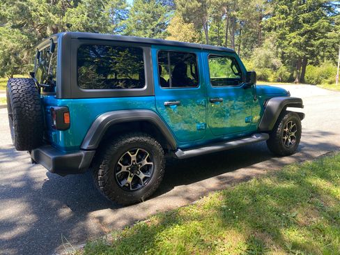 Used 2020 Jeep Wrangler Unlimited Sport S AWD/4WD image 4