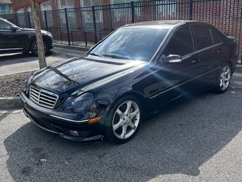 Used 2007 Mercedes-Benz C 230 Sedan image 10
