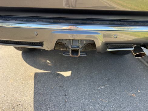 Used 2015 Toyota 4Runner Limited image 13