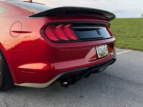 Used 2022 Ford Mustang GT Premium w/ Equipment Group 401A RWD image 4