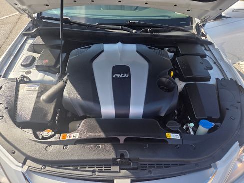 Used 2014 Hyundai Genesis 3.8 image 20